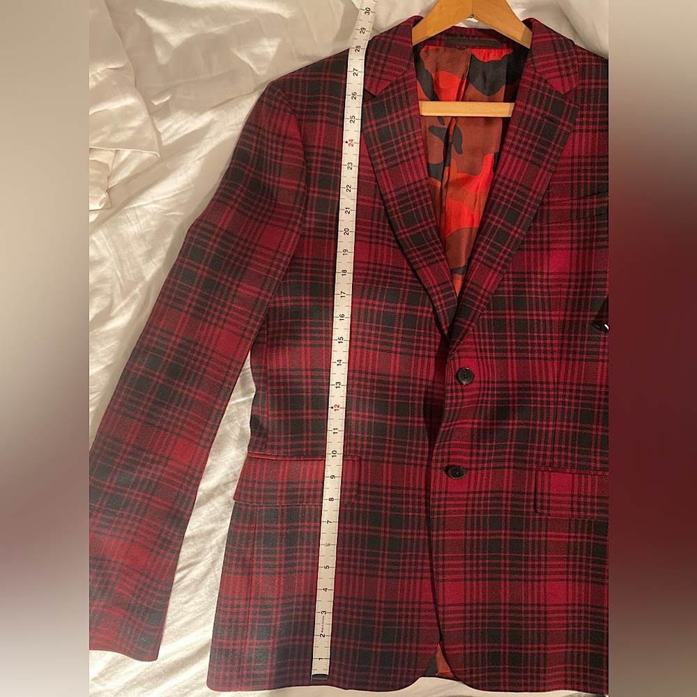Valentino - Picture 16 of 16